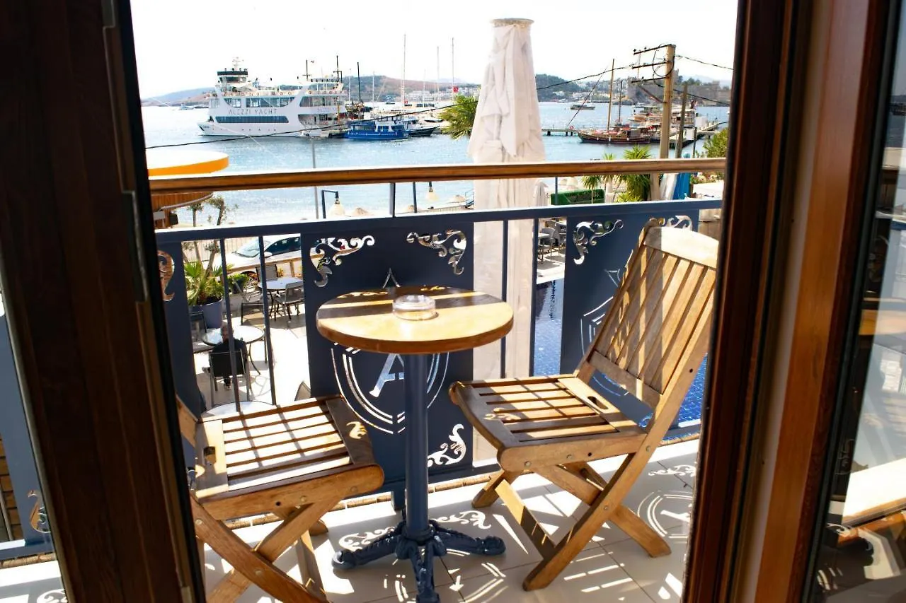 Akkan Beach Hotel Bodrum 3*,