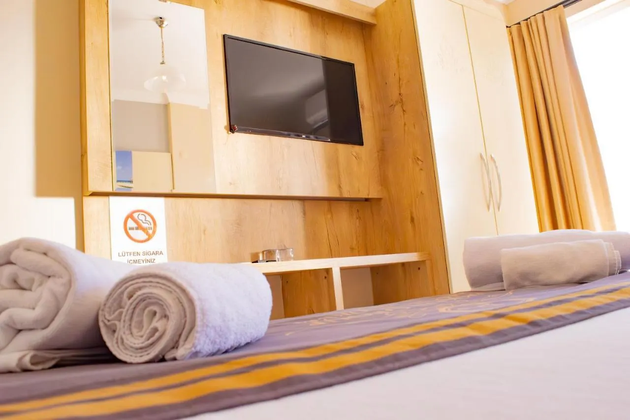 Akkan Beach Hotel Bodrum 3*,